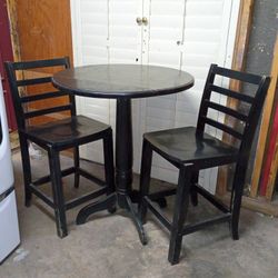 Black Table with 2 Chairs