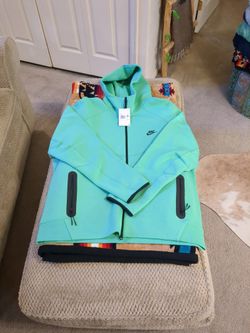 Nike Tech Jacket 