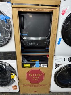 Brand new  GE 3.8 cu. ft. Washer 5.9 cu. ft. Gas Dryer Combo in Diamond Gray