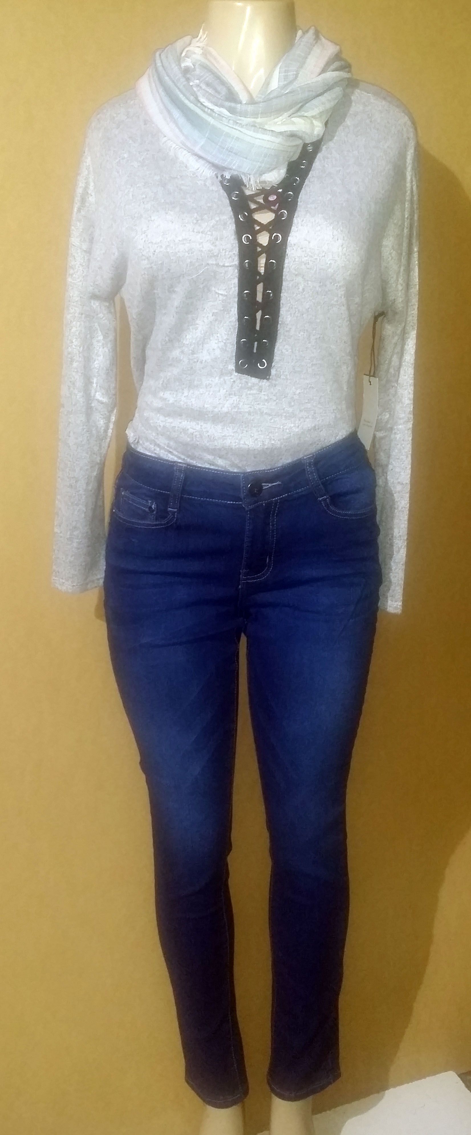 U.W.J ...BOB JEANS