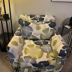 Rooms To Go  Coastal Chair 