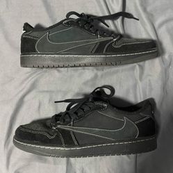 Travis Scott Black Phantom