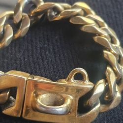 Plated Thick Breclet