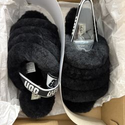 Ugg Slippers W7