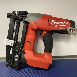 Milwaukee 2741-20 M18 FUEL 18-Volt Brushless Cordless Gen ll 16-Gauge Straight Finish Nailer