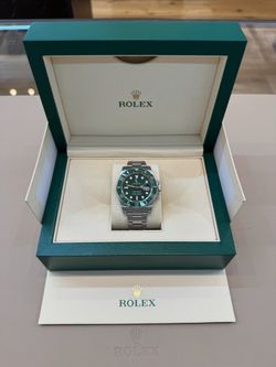 Rolex Submariner Date “Hulk”