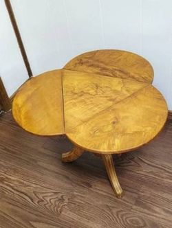 Clover Burled Maple Mid Century Parker C Meriden Gold Drop Leaf Accent End Table