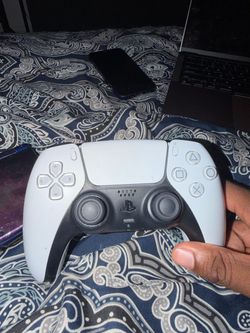 PlayStation 5 DualSense Controller White