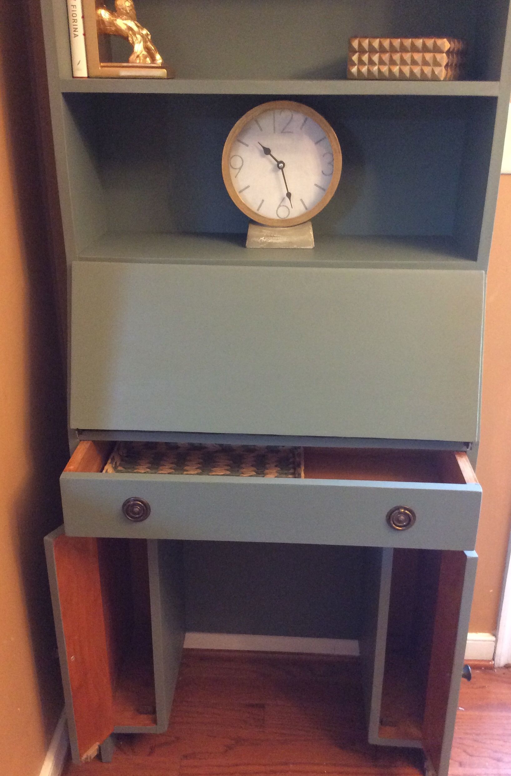 Beautiful Secretary Desk With shelf