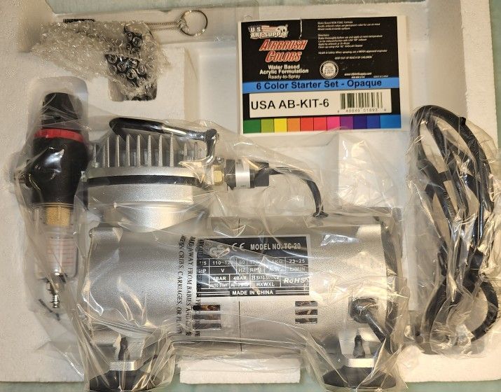 Master Airbrush Kit Never Used.