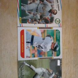 MLB Reggie Jackson Baseball Card Collection.