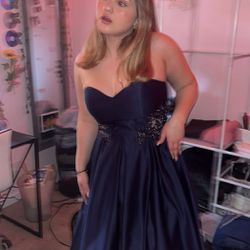 dark navy blue strapless prom dress size medium ! 