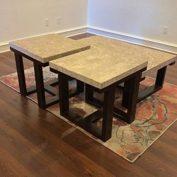Living Room Table And Stands 
