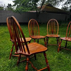 Double Spindle Windsor 5 set brown chairs 
