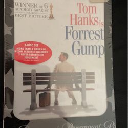 Tom Hanks Is Forrest Gump
