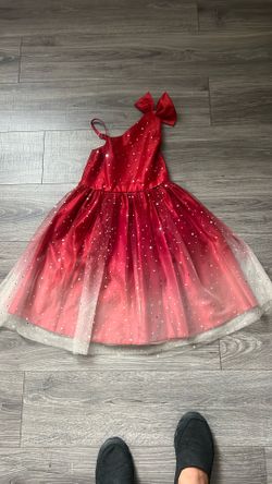 VESTIDO DE NIÑA SOLO USADO 1 VES TALLA 10 