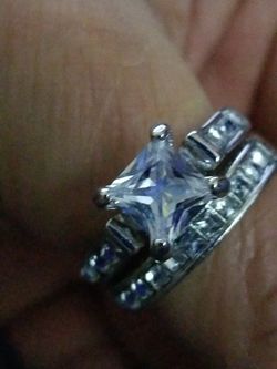 Women's Princess cut wedding engagement promises ring size 10