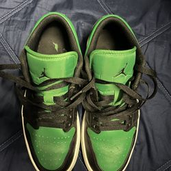 Jordan 1 Low Green
