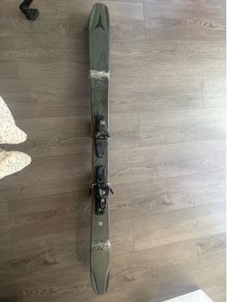 Atomic Bent 100 Skis 164 cm + Salomon Strive 12 GW Bindings