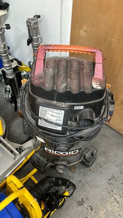 RIGID INDUSTRIAL VACUM CLEANNER