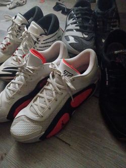 4 pair of XL size 14 - 16    Air Jordan DUECE /Sketcher SKX  LIKE NEW OG Reebok black w/ gumshoe sole and  gray swade Adidas  crosstrainer