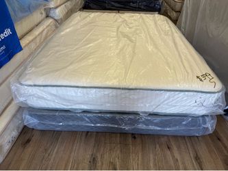 Sleepy Willow queen mattress includes boxspring