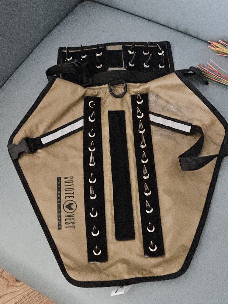 Dog Vest With Spikes