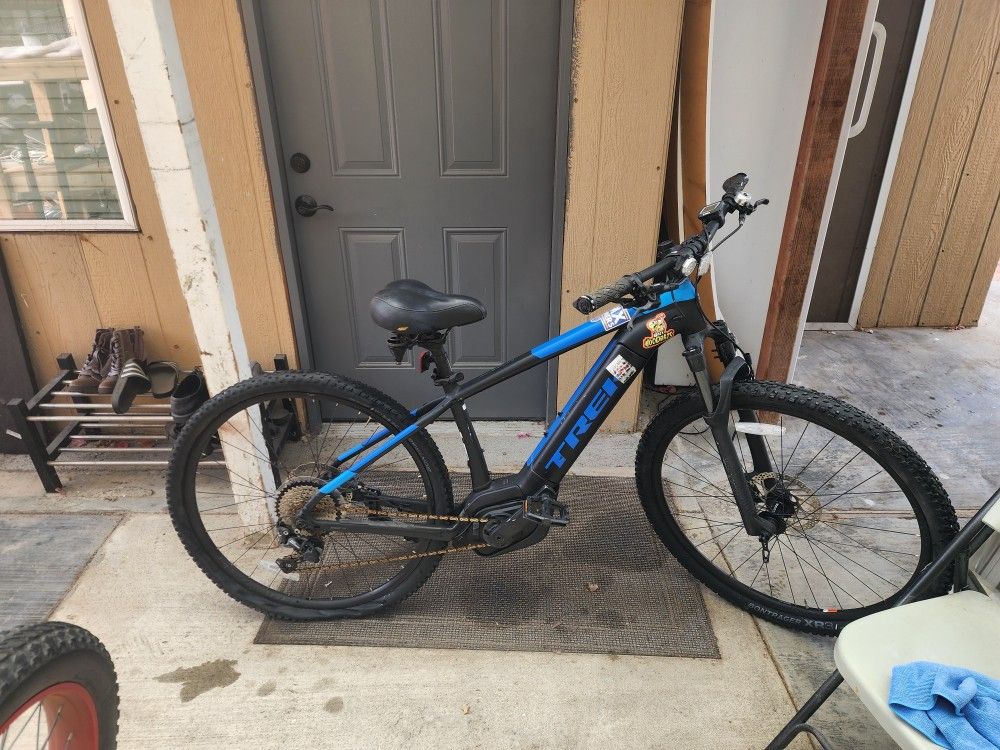 Trek Powerfly 5 electric bike