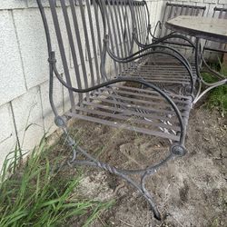 Gorgeous Wrought Iron Vintage Patio Table And Chairs
