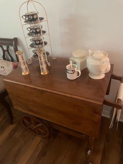 Moving sale