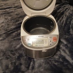 Computerized Rice Cooker