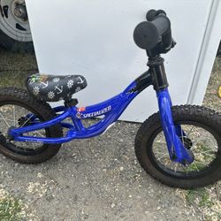 Hotwalk Balance Bike