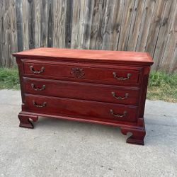 Dresser 46”W x 21”D x 29”H