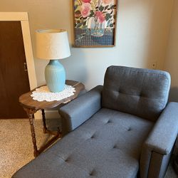 Chaise lounge - Like NEW 