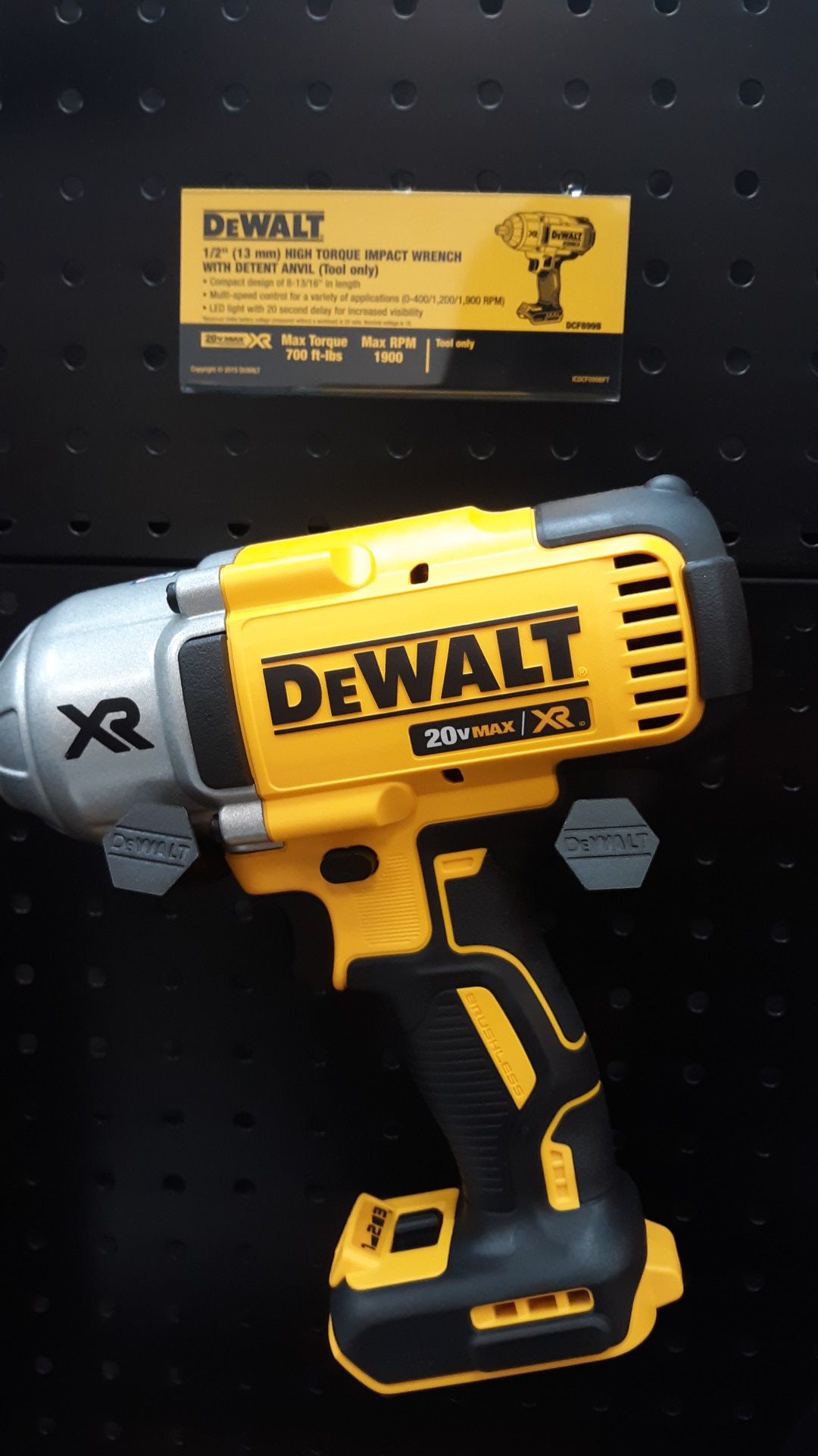 1/2 IN Dewalt impact wrench (tool only)