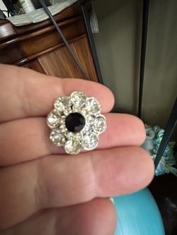 5 Matching Vintage Rhinestone Buttons