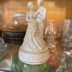 BELLEEK cake topper. ireland 2000