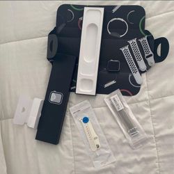 Apple Watch SE GPS + Cellular Nike Edition 