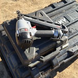 nail gun 