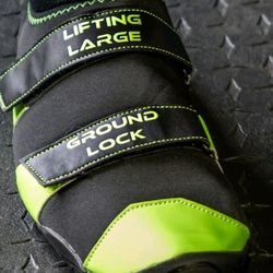 Deadlifting Shoes Size 12