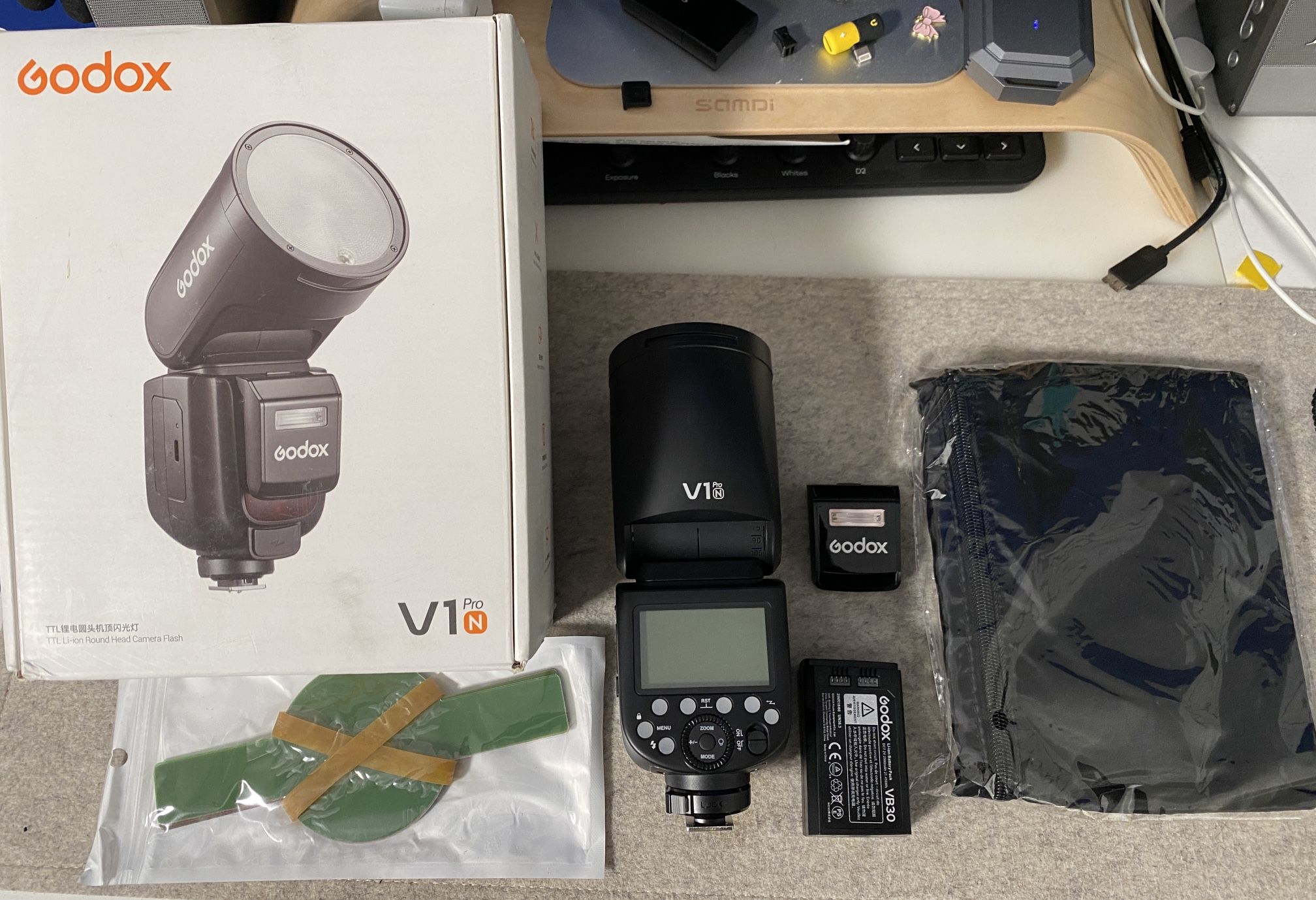 Godox V1 PRO N Flash Speedlite TTL ** Brand New **