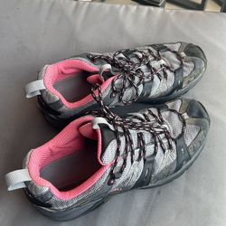 Hiking Shoes Women’s 8.5