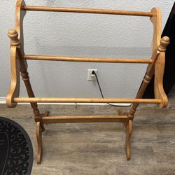 Quilt/ Blanket Rack