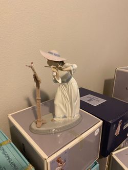(Price Cut) 102 piece Major Lladro Collection