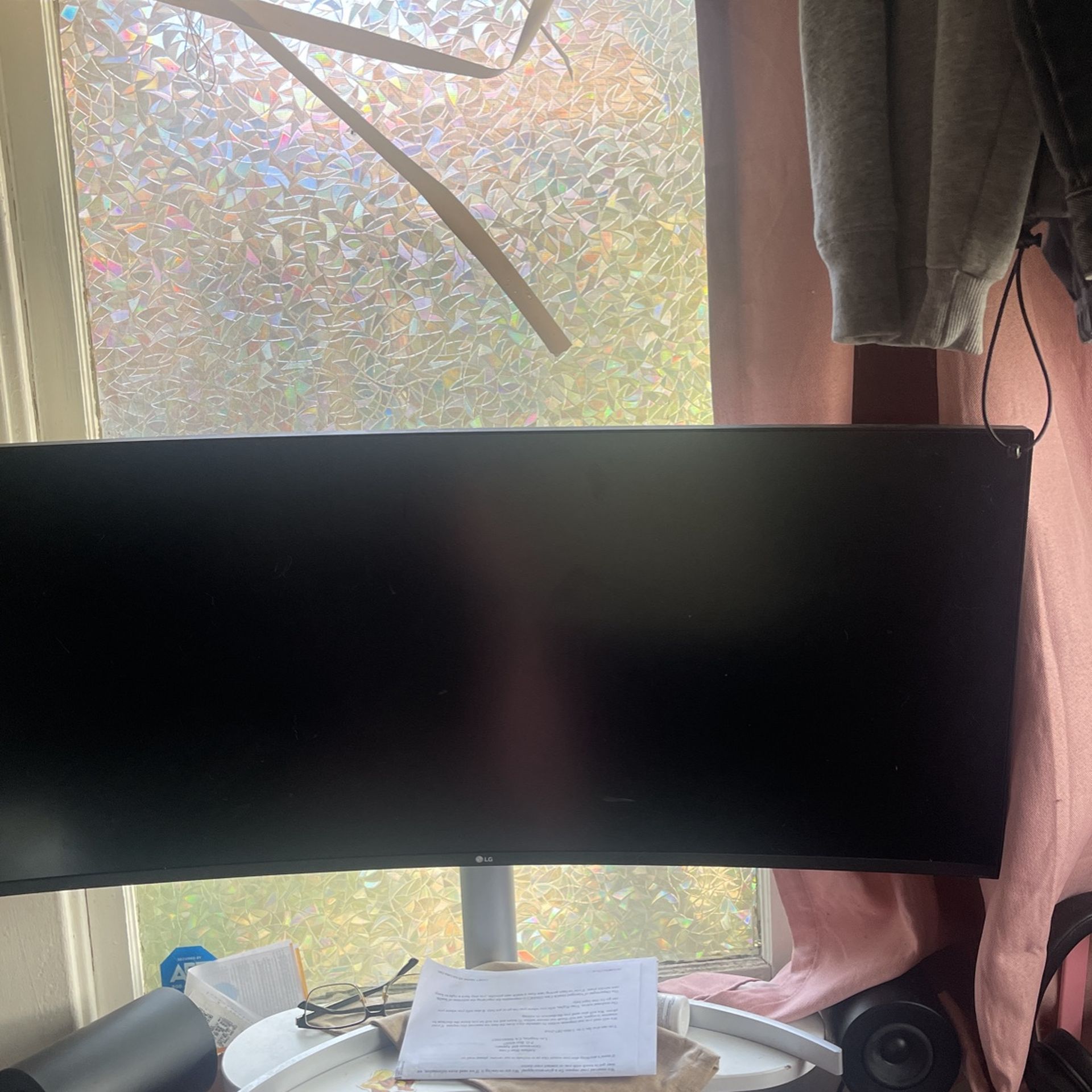 38” Ultra Wide Monitor
