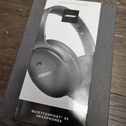 Bose Headphones New In Box 