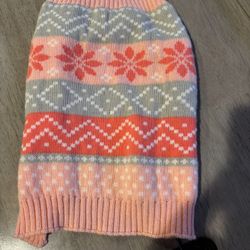 Dog Sweater ( Size Large But Fits Like Medium too * In Great Shape! 