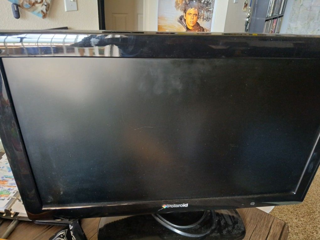 π₯ POLAROID (22" HD LED TV) π₯
