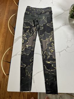 Like New Noli Guerra Gold Leggings 