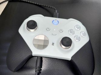 Xbox elite controller white